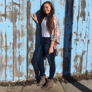 Meet your Posher, Karkarla